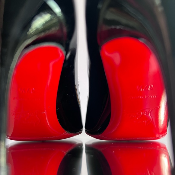 ***SOLD*** Christian Louboutin Décolleté 554 70mm Black Patent Heels, Size 37.5 - Picture 14 of 15